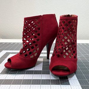 NWOB Christian Siriano Cherry Red Lattice Peep Toe Heel Booties